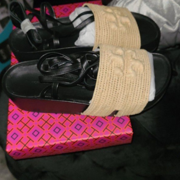 Sandals - Picture 2 of 3